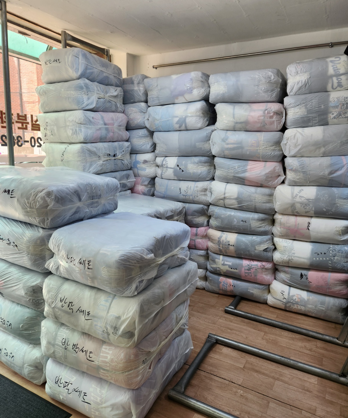 1948697120_KStRw0BN_a8fd6f53dab104779cee84b39178735d01f1ff73.jpg 이미지크게보기