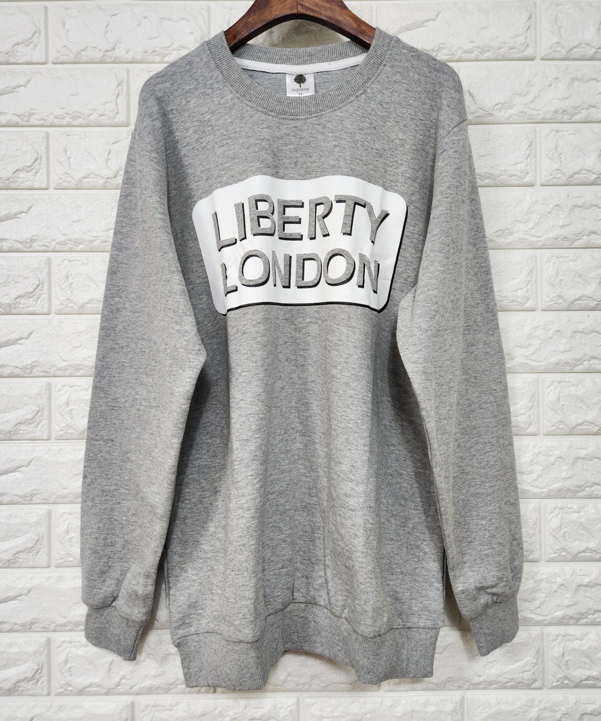 1948697120_Ie8QWtgj_a08d8b2ed18528007d17966343f86a1992d41d43.jpg 이미지크게보기