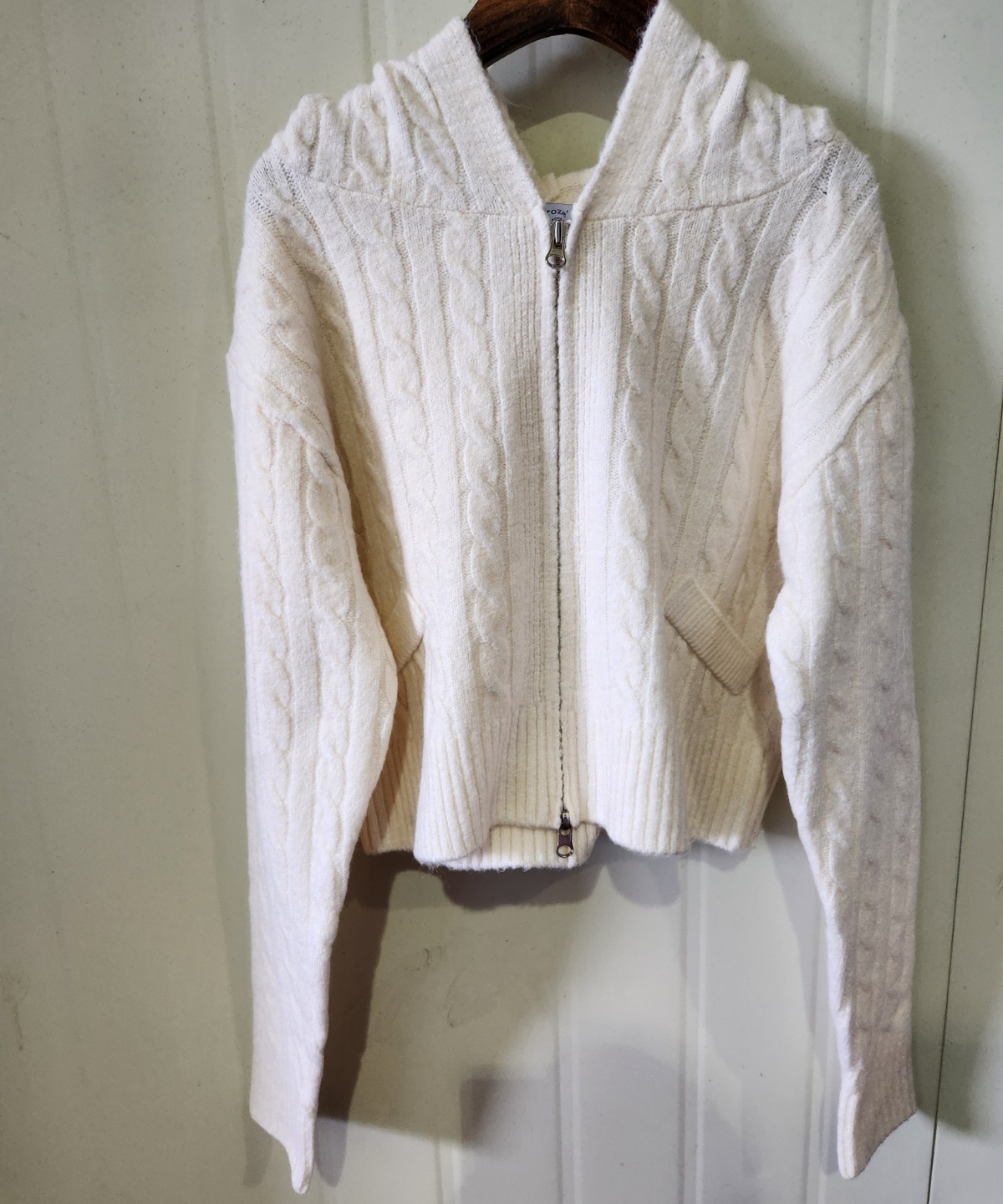 1948697120_aYfP4Qye_a8c8a93ba902e08298cff31e7ca4deef4b5ce326.jpg 이미지크게보기