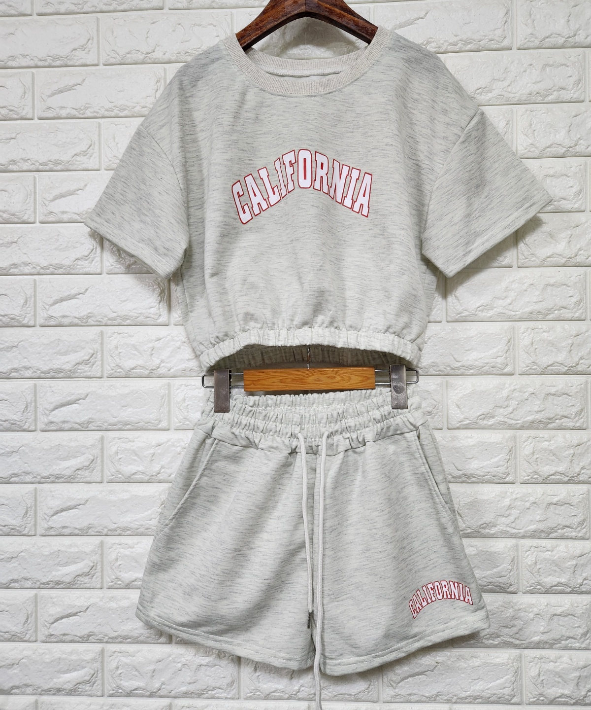 1948697120_ypPsYafI_92052eac7b30667debefeb55d6152a47226fe14b.jpg 이미지크게보기