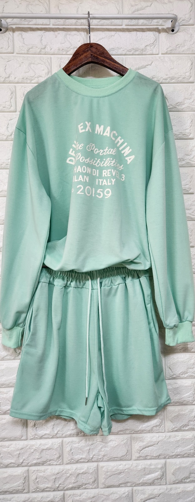 2000769928_AShcJ1dD_1e1f4f192ce086885f27bef7f40968740e07df2a.jpg 이미지크게보기