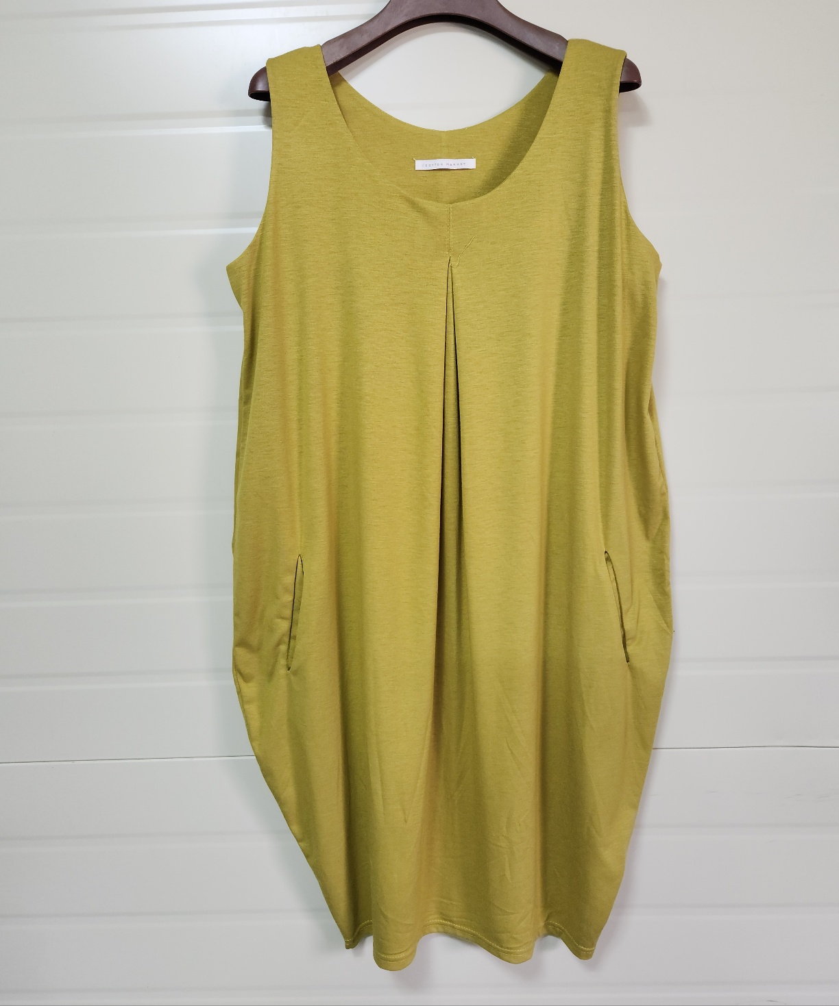 235149625_tex8X0ED_6c9f53f114ab22e508ae05a875caed1b106e679f.jpg 이미지크게보기