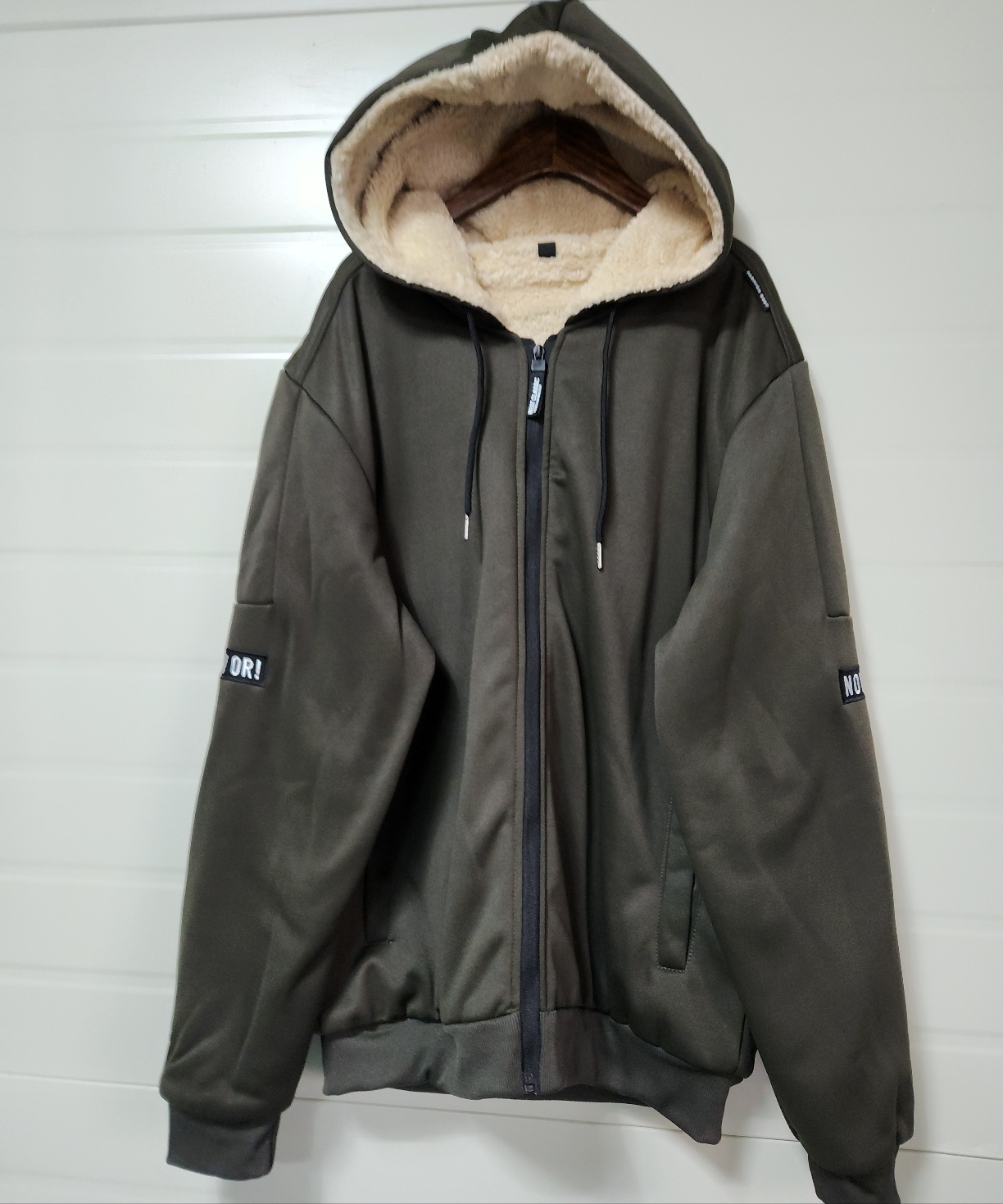 3695294320_orHYyEPl_3c81b84252ea101f1e3e5907bfc09cd3e4aedca8.jpg 이미지크게보기