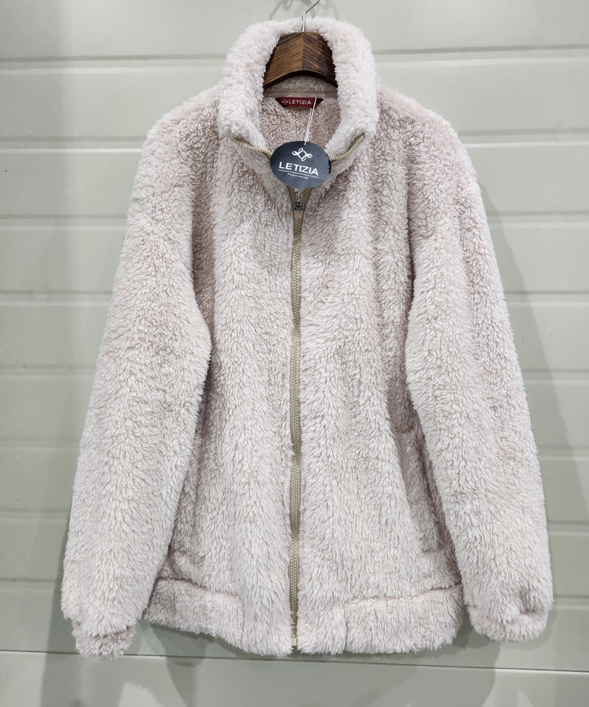 3695294320_rFlKvGoN_eeb5ab73e1b2440c4b78a9c63144a2f699220b8c.jpg 이미지크게보기